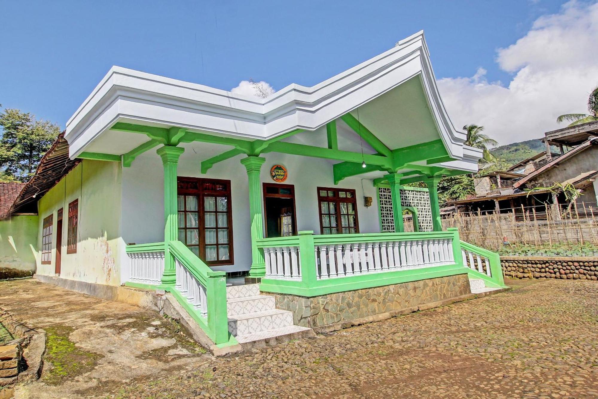 Hotel Spot On 91214 Desa Wisata Pandean Trenggalek Zewnętrze zdjęcie