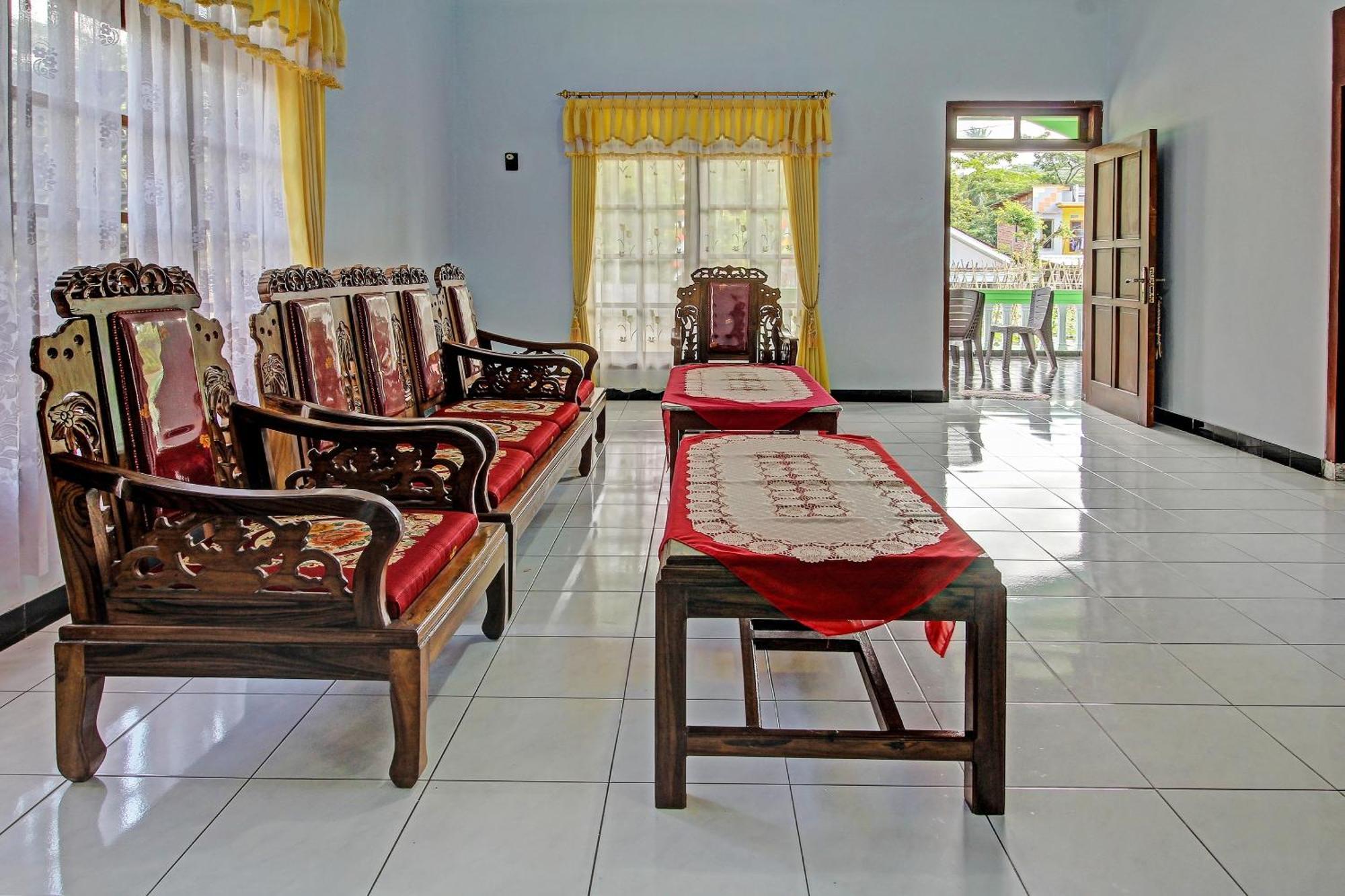 Hotel Spot On 91214 Desa Wisata Pandean Trenggalek Zewnętrze zdjęcie