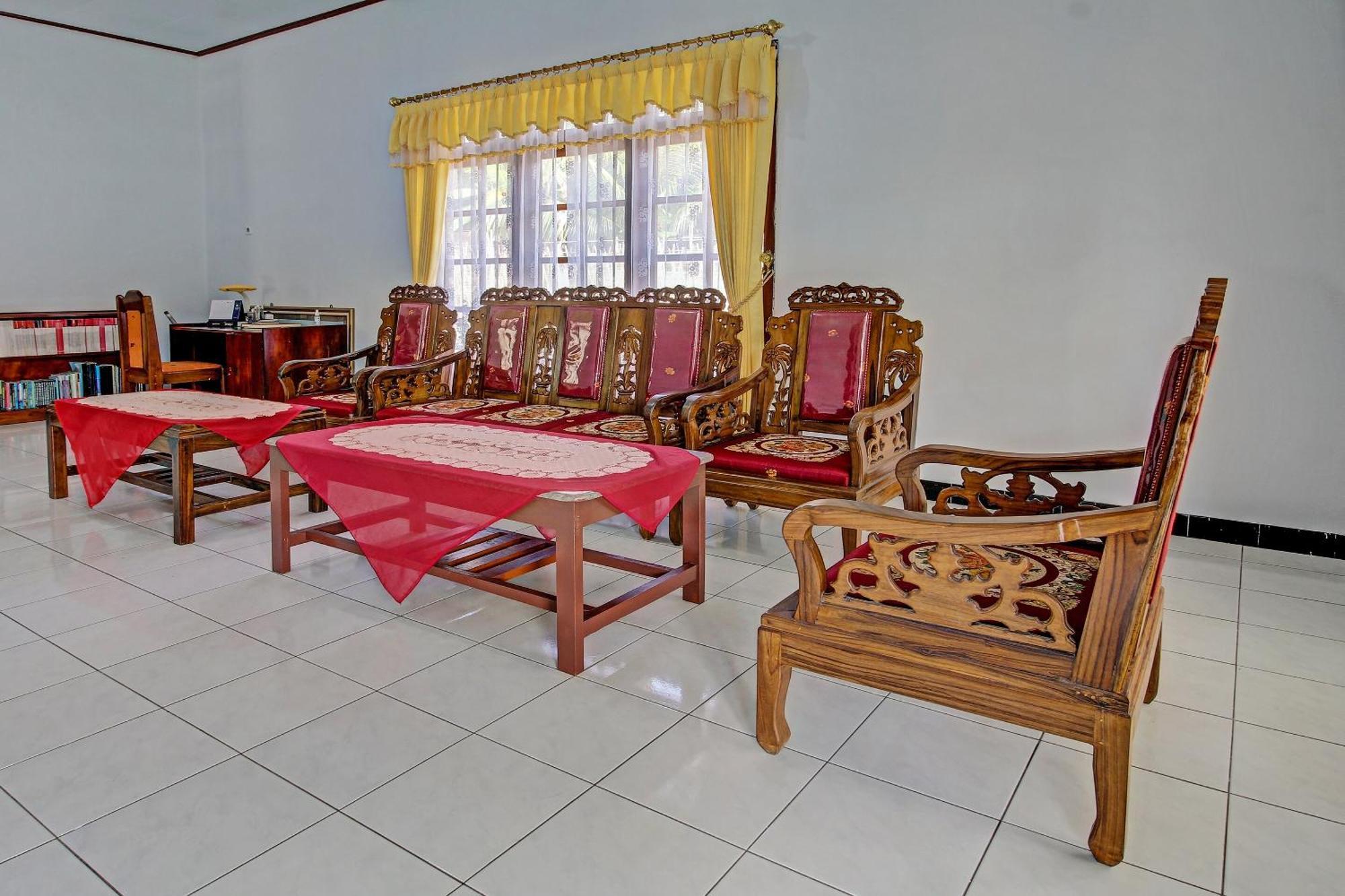 Hotel Spot On 91214 Desa Wisata Pandean Trenggalek Zewnętrze zdjęcie